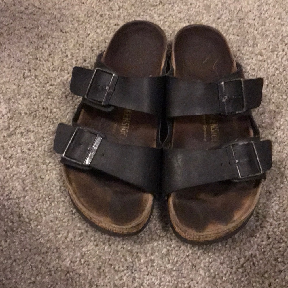 Black Arizona Birkenstocks size 39